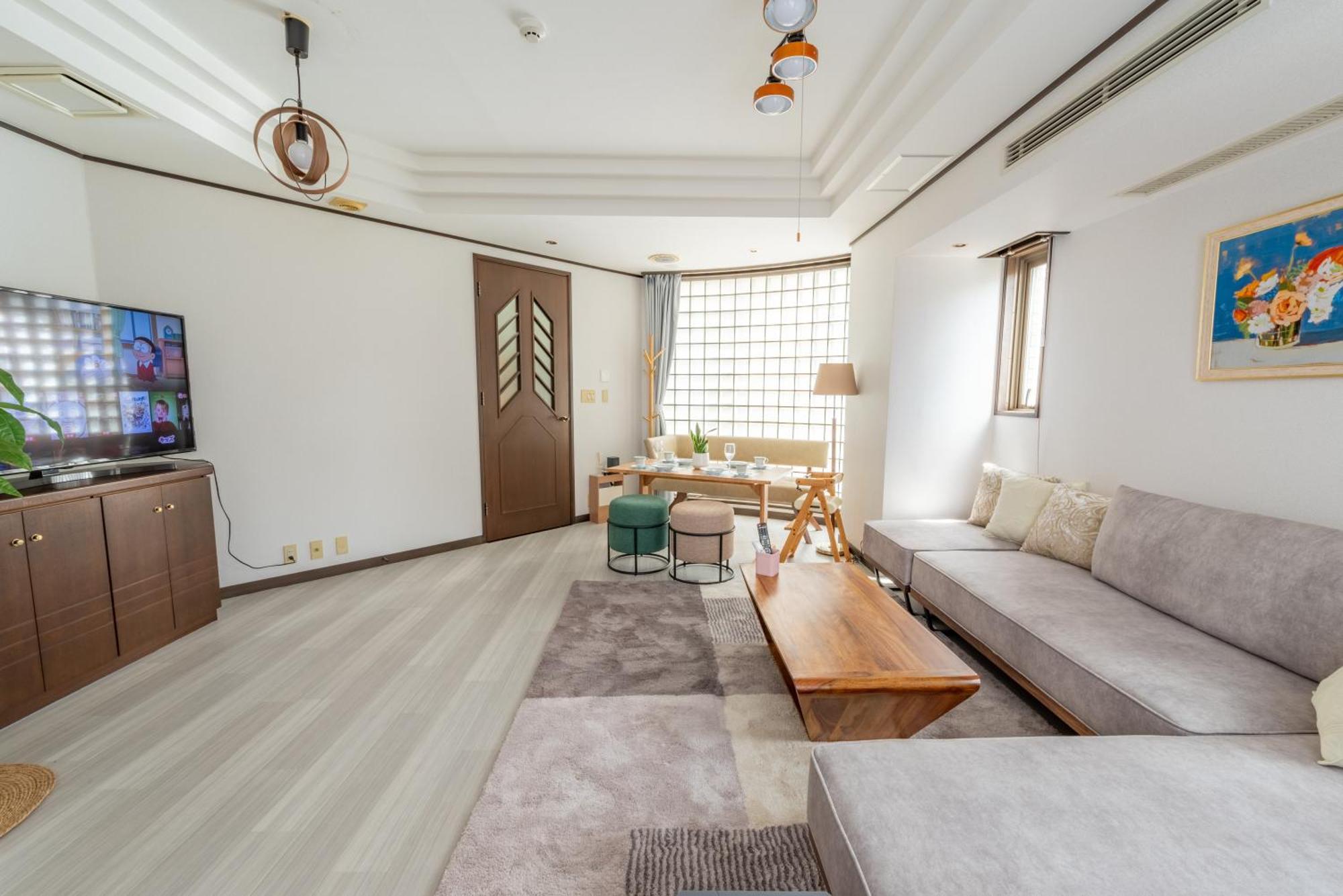 Sweet House 105 Square Meters Of Single Floor Space 15 Minutes On Foot To Shinsaibashi Dotonbori 30 Minutes To Usj 7 Minutes To Umeda Apartamento Osaka